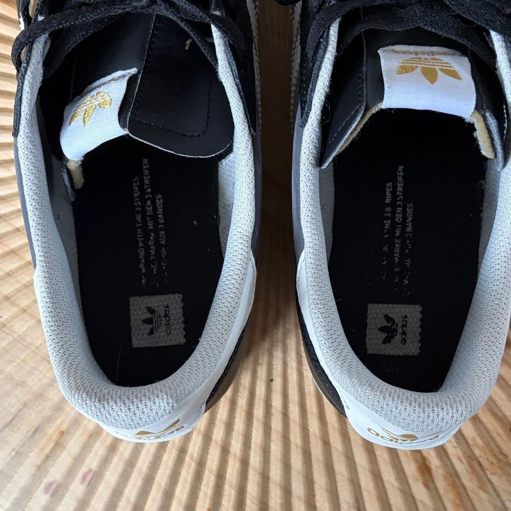 Adidas Black and White Casual Shoes - Picture 4 of 5